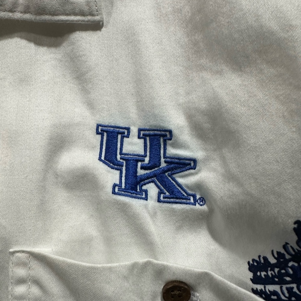 Men’s Chillwear University of Kentucky Football Stadium Print Button Down Medium - Picture 3 of 6
